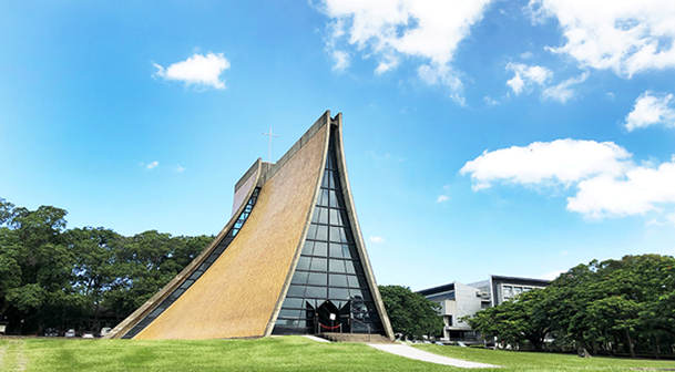 建築大師貝聿銘作品：台灣台中東海大學的路思義教堂